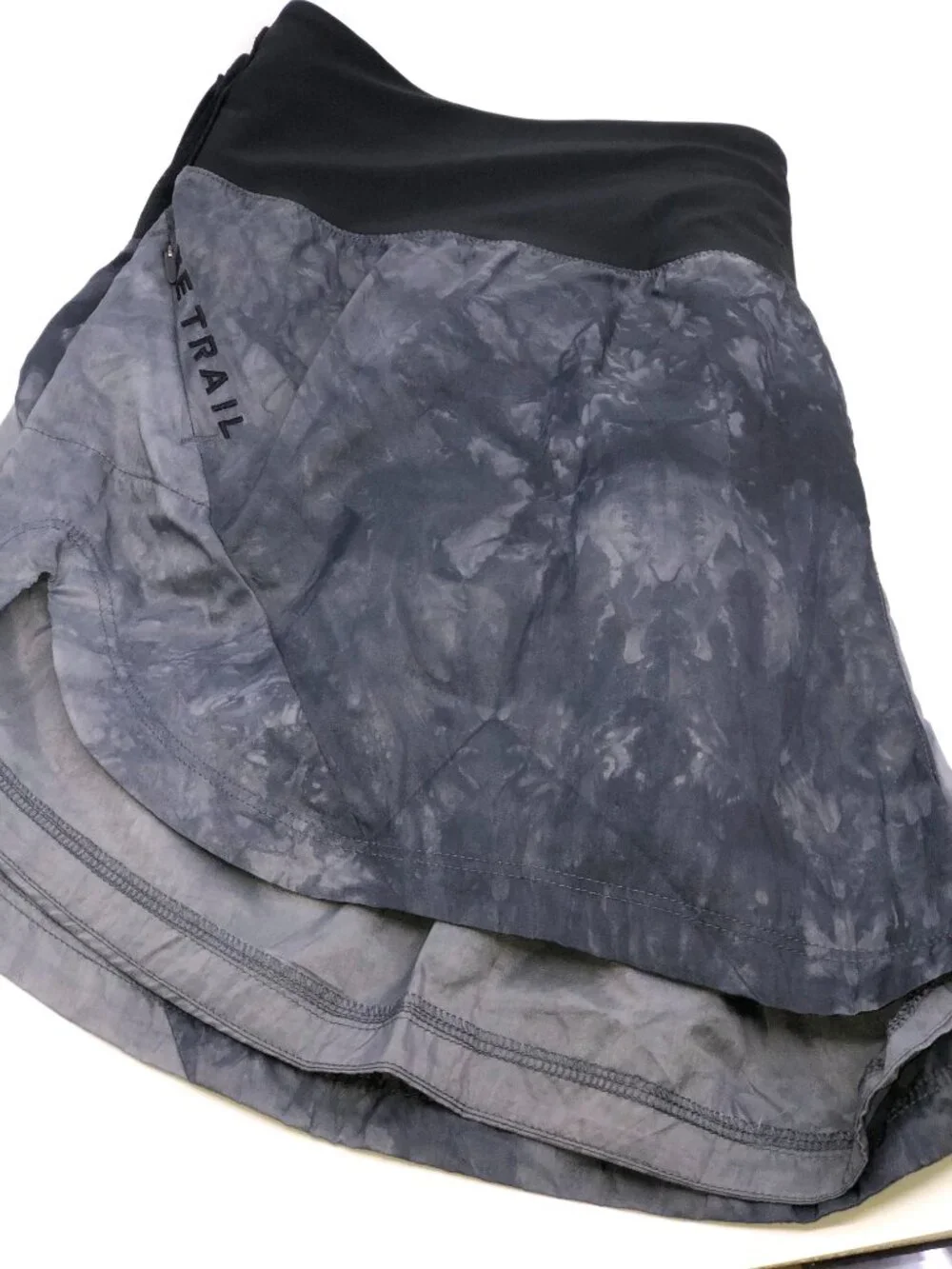Nike Trail Repel Running Shorts Gray/Black – Women’s Large – NEW With Tags! - Picture 4 of 7